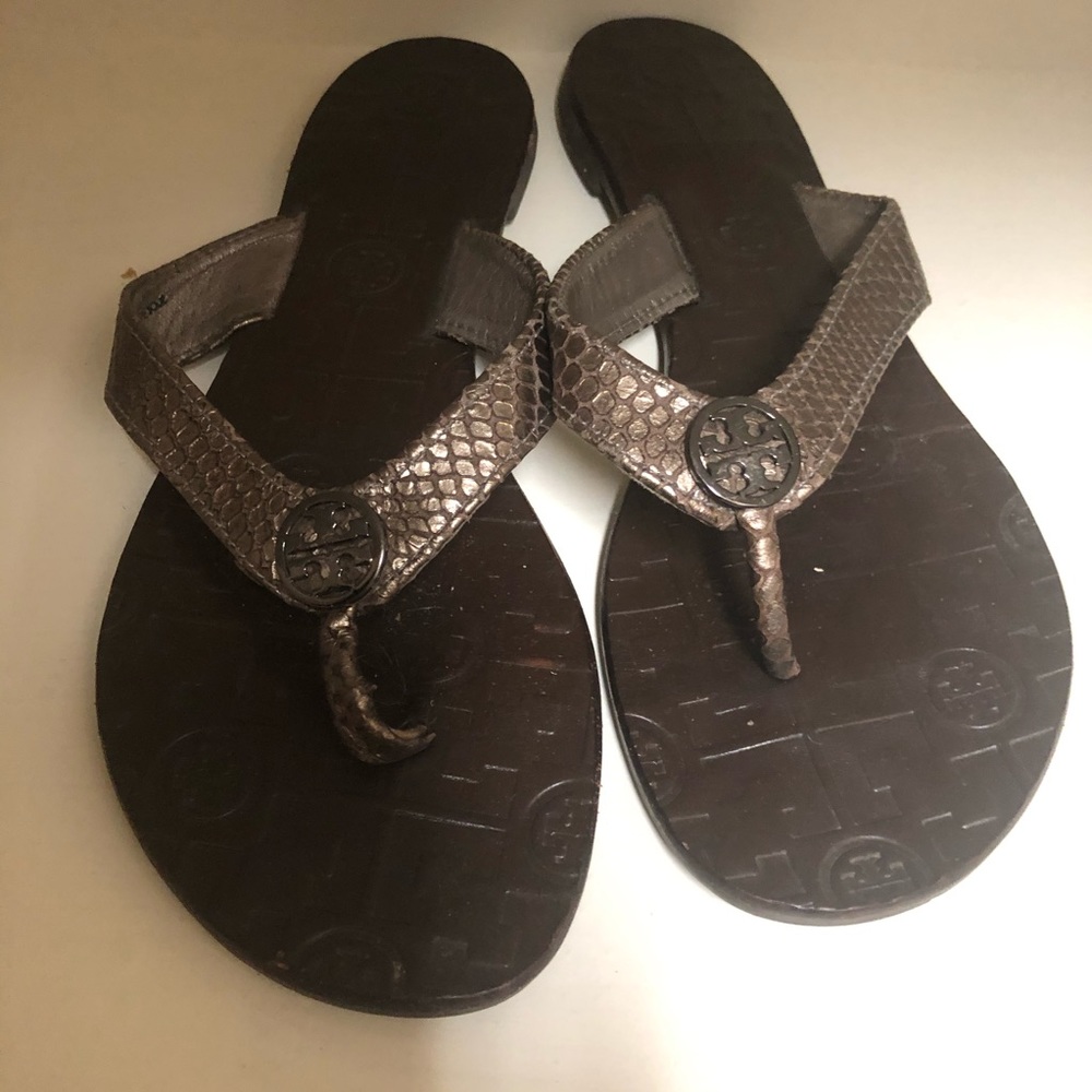 Tory Burch Thora silver flip flop